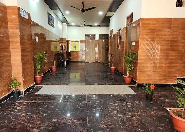 Shri Radha Rani Dham, Near Iskcon And Prem Mandir